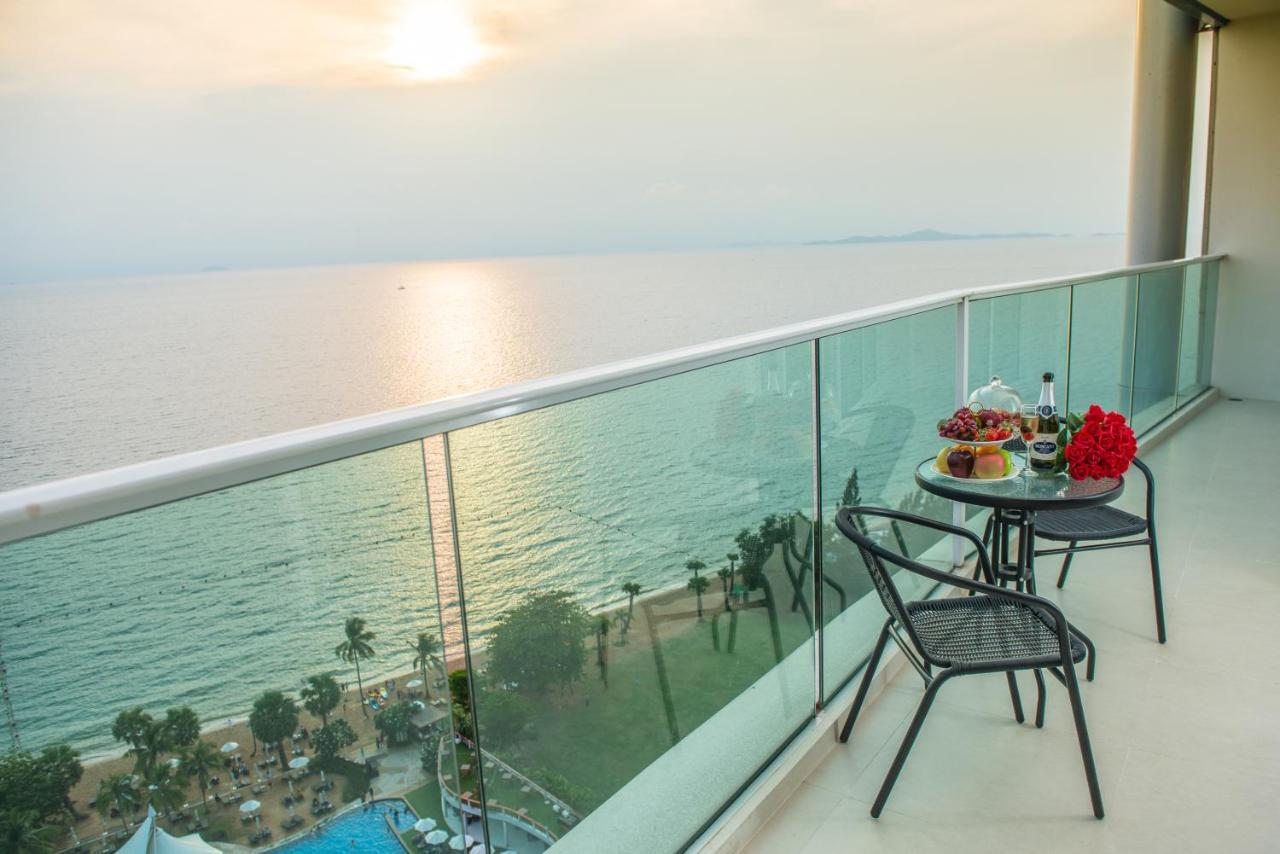 Movenpick Residences Pattaya With Ocean View Na Chom Thian Eksteriør bilde